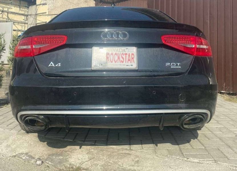 Диффузор заднего бампера на Audi A4 B8 2011-2015 стиль RS4 обычный бампер 427788 фото Диффузор заднего бампера на Audi A4 B8 2011-2015 стиль RS4 обычный бампер 427788 фото