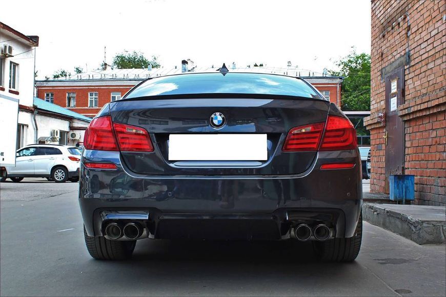 Комплект обвеса передний и задний бампер на BMW 5 F10, F11 2010-2017 в стиле M5 428583 фото