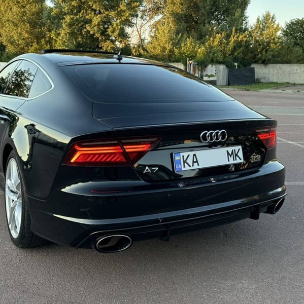 Дифузор заднього бампера на Audi A7 2014-2017 стиль RS на стандартний бампер 240419 фото