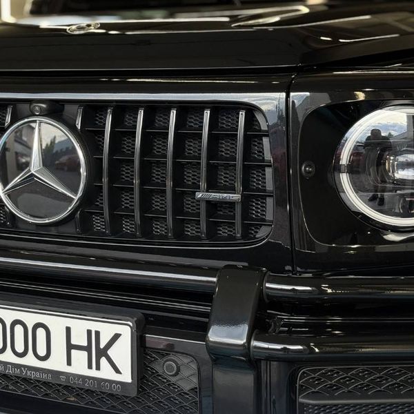 Емблема в решітку радіатора Mercedes G-Klass 2018- G63 AMG Чорний глянець 430618 фото