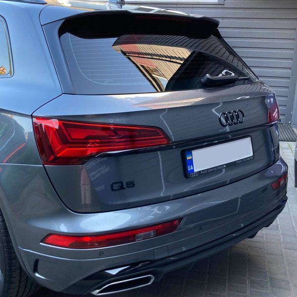 Автологотип емблема чорні кільця Audi Q5 2017- Black Edition на кришку багажника 80A071802 232925 фото