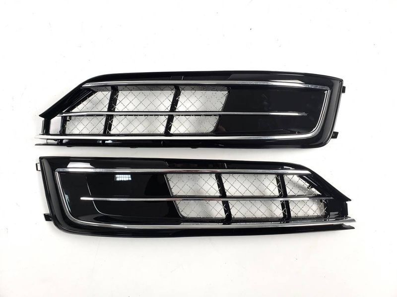Решетки в бампер Chrome Black (стиль W12) на Audi A8 D4 2014-2017 429180 фото