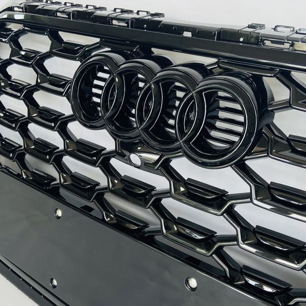 Решітка радіатора на Audi Q5 2020- стиль RSQ5 Black 427348 фото