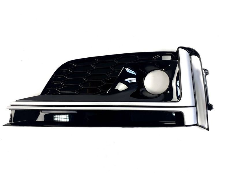 Решетки в бампер Black/Silver (стиль S5 под дистроник) S-Line на Audi A5 2016-2020 429171 фото