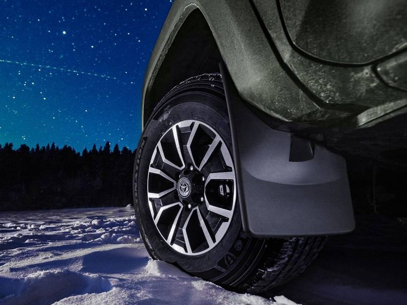 Бризковики на Toyota Tundra 2022- задні WeatherTech 120154 414865 фото