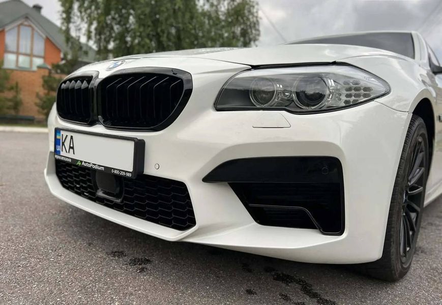 Комплект обвісу передній і задній бампер на BMW 5 F10, F11 2010-2017 стиль M5 F90 LCI 428584 фото Комплект обвісу передній і задній бампер на BMW 5 F10, F11 2010-2017 стиль M5 F90 LCI 428584 фото