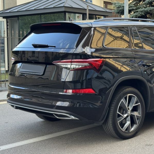 Автологотип эмблема надпись Skoda Kodiaq 2021-2024 черный глянец 658853687D 041 354101 фото Автологотип эмблема надпись Skoda Kodiaq 2021-2024 черный глянец 658853687D 041 354101 фото