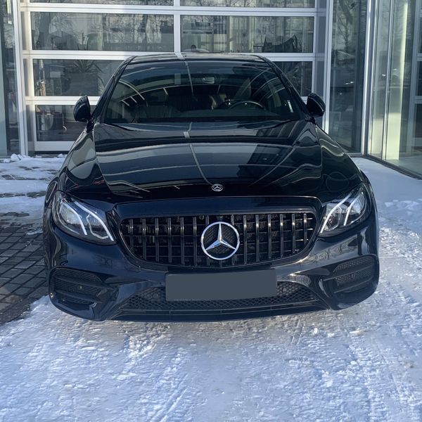 Решітка радіатора на Mercedes E-class W213 2016-2020 GT Black під камеру 429975 фото
