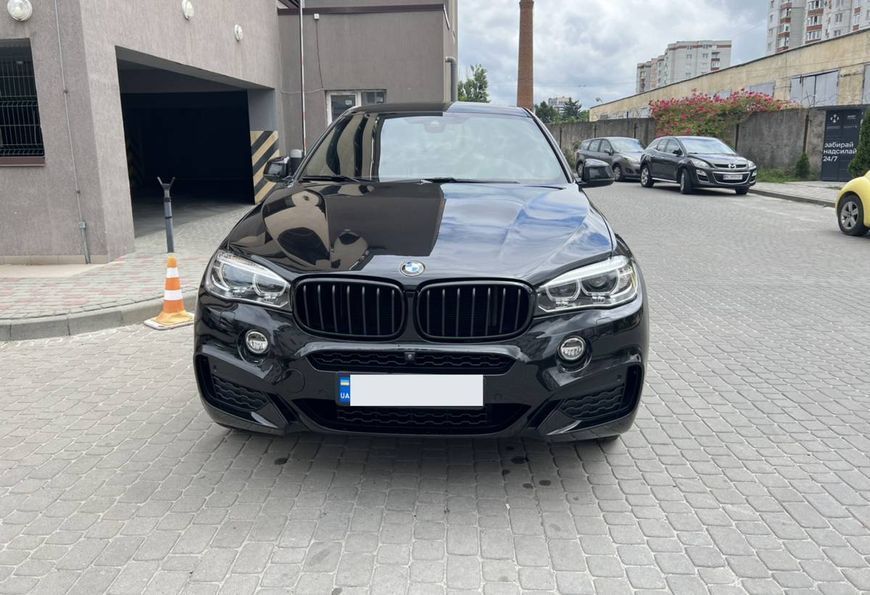 Решітка радіатора на BMW X5 F15 2013-2018 Black 430768 фото Решітка радіатора на BMW X5 F15 2013-2018 Black 430768 фото