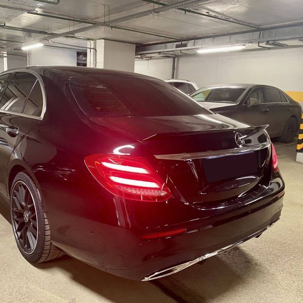 Спойлер на Mercedes E-class W213 2016- E63S Style чорний глянець 430196 фото