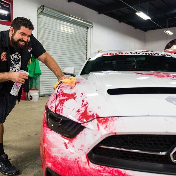 Средство по уходу за виниловыми и полиуретановыми пленками Chemical Guys Wrap Detailer Unique Quick Detailer and Protectant for Vinyl Wraps 473мл 408537 фото Средство по уходу за виниловыми и полиуретановыми пленками Chemical Guys Wrap Detailer Unique Quick Detailer and Protectant for Vinyl Wraps 473мл 408537 фото