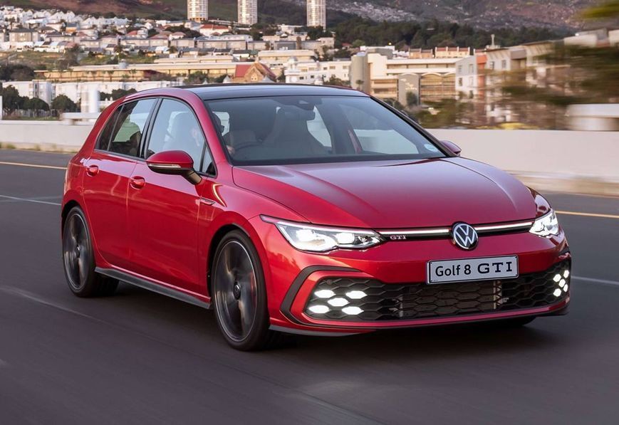 Передний бампер на Volkswagen Golf VIII 2020- в стиле GTI 428711 фото
