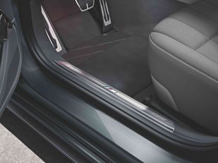 Велюрові килимки для BMW 7 Series G70, G71 2023- оригінал 51475A65EE8 422931 фото