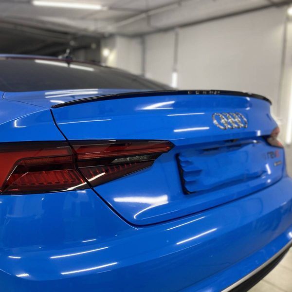 Спойлер на машину Audi A5 2017-2024 Coupe черный глянец 429436 фото