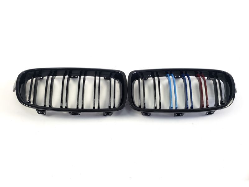 Ноздри M-color (Двойные M-Look) на BMW 3 F30, F31 2011-2018 429018 фото