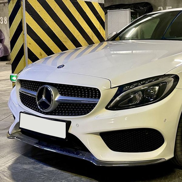 Решітка радіатора на Mercedes C-class W205 2014-2018 Diamond Silver під камеру 427441 фото Решітка радіатора на Mercedes C-class W205 2014-2018 Diamond Silver під камеру 427441 фото