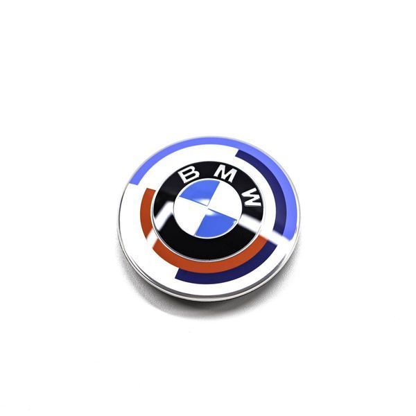 Емблема на капот для BMW X7 G07, 7 G11 2020- 50th Anniversary оригінал 51148087197 415769 фото Емблема на капот для BMW X7 G07, 7 G11 2020- 50th Anniversary оригінал 51148087197 415769 фото