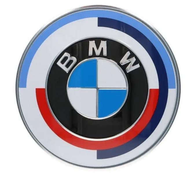 Емблема на капот для BMW X7 G07, 7 G11 2020- 50th Anniversary оригінал 51148087197 415769 фото Емблема на капот для BMW X7 G07, 7 G11 2020- 50th Anniversary оригінал 51148087197 415769 фото