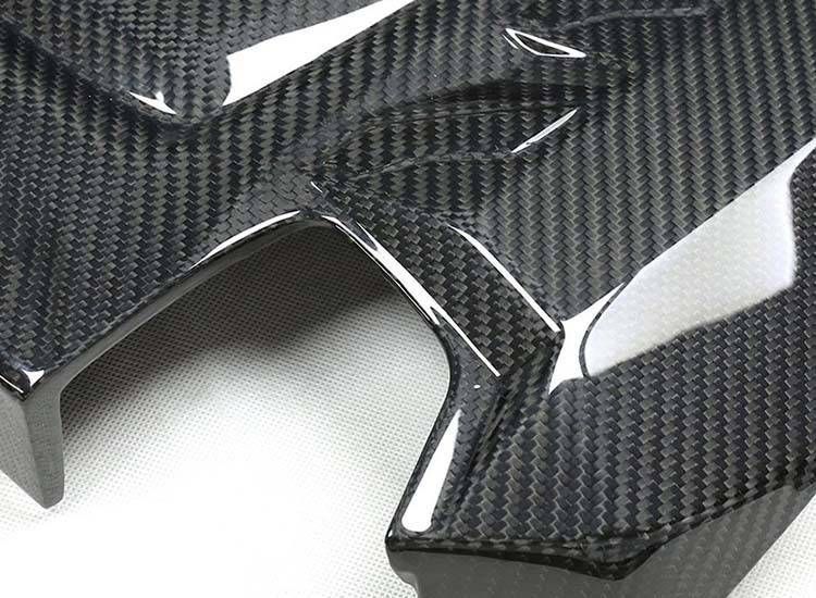 Карбоновая крышка двигателя на BMW X5M, X6M F95/F95 2018- 427009 фото