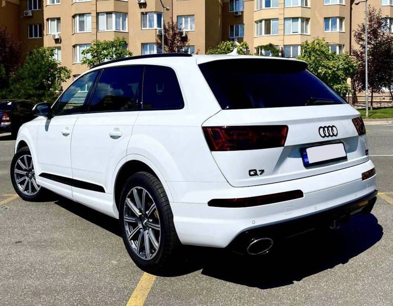 Диффузор (заднего бампера) Full Black/Chrome Pipe (в стиле RSQ7) на Audi Q7 2015-2020 427802 фото