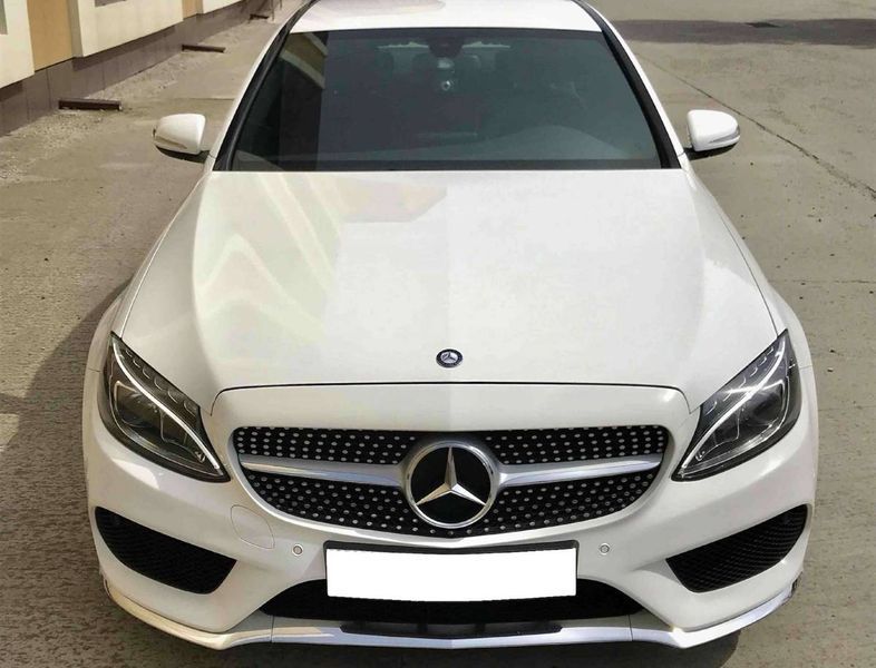 Решітка радіатора на Mercedes C-class W205 2014-2018 Diamond Silver під камеру 427441 фото Решітка радіатора на Mercedes C-class W205 2014-2018 Diamond Silver під камеру 427441 фото