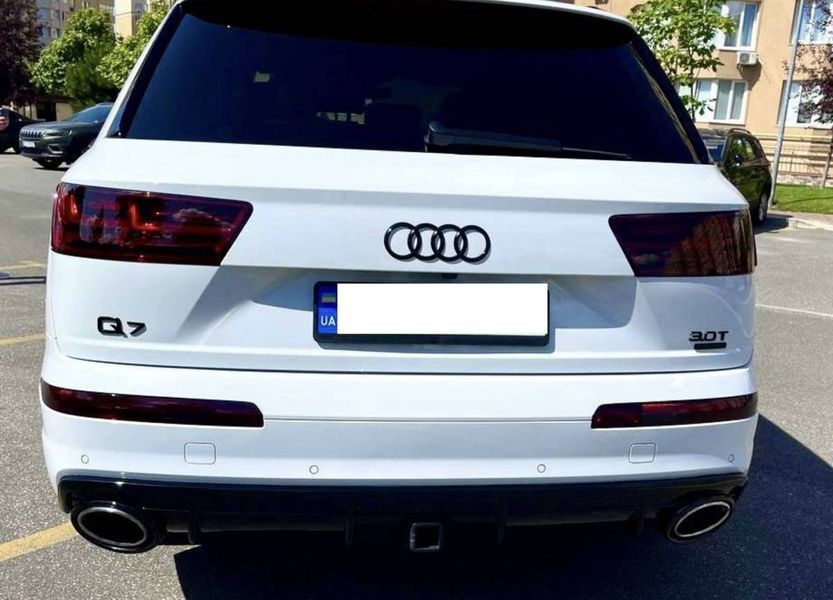 Диффузор (заднего бампера) Full Black/Chrome Pipe (в стиле RSQ7) на Audi Q7 2015-2020 427802 фото