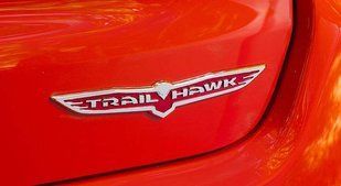 Автологотип емблема напис Jeep Trail Hawk Big red 260963 фото
