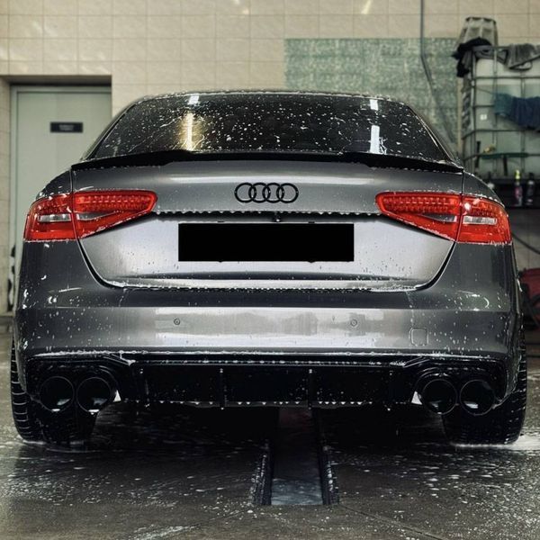 Спойлер на Audi A4 B8 2007-2015 M4 Style чорний глянець 431165 фото