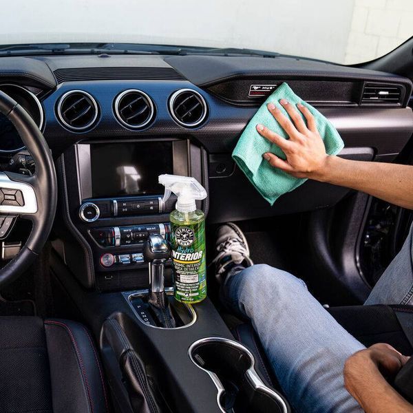 Керамическое покрытие для интерьера Chemical Guys HydroInterior Ceramic Interior Quick Detailer 473мл 408528 фото