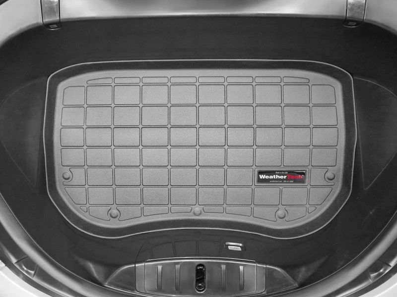 Килимок у багажник для Tesla Model 3 2017-2023 передній чорний WeatherTech 401025 98061 фото
