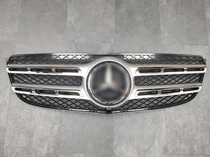 Решетка радиатора на Mercedes GLS-Class X166 2015-2019 AMG Chrome Silver 522439 фото
