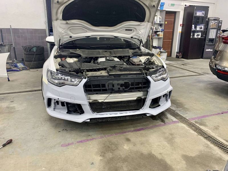 Передній бампер на Audi A6 C7 2011-2014 стиль RS6 429823 фото