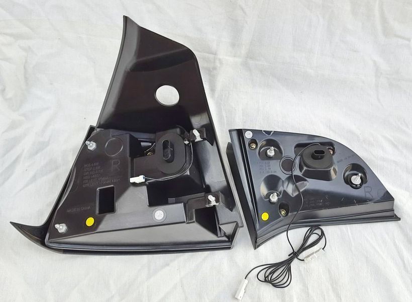 Задние фонари на Tesla Model 3 2017-2022 LED Smoke Type стиль WH 430443 фото