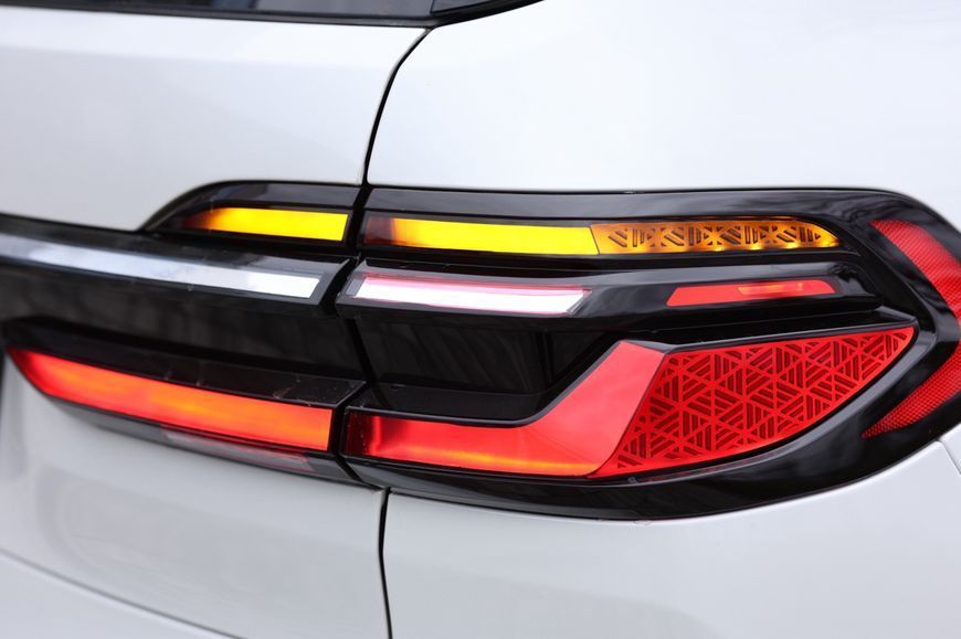 Комплект рестайлинга на BMW X7 G07 2018-2023 в стиле X7 M60i LCI + оптика 522175 фото Комплект рестайлинга на BMW X7 G07 2018-2023 в стиле X7 M60i LCI + оптика 522175 фото