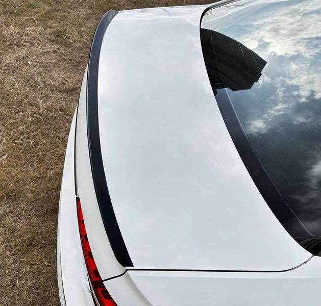Спойлер на Audi A4 B9 2015- стиль S4 чорний глянець 409766 фото
