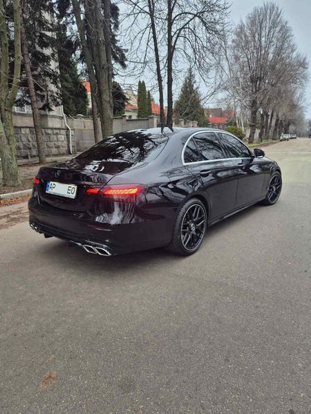Комплект рестайлінгу на Mercedes E-Class W213 2016-2020 стиль E63 AMG 2020 521916 фото Комплект рестайлінгу на Mercedes E-Class W213 2016-2020 стиль E63 AMG 2020 521916 фото