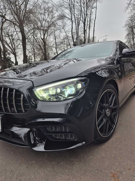 Комплект рестайлінгу на Mercedes E-Class W213 2016-2020 стиль E63 AMG 2020 521916 фото Комплект рестайлінгу на Mercedes E-Class W213 2016-2020 стиль E63 AMG 2020 521916 фото