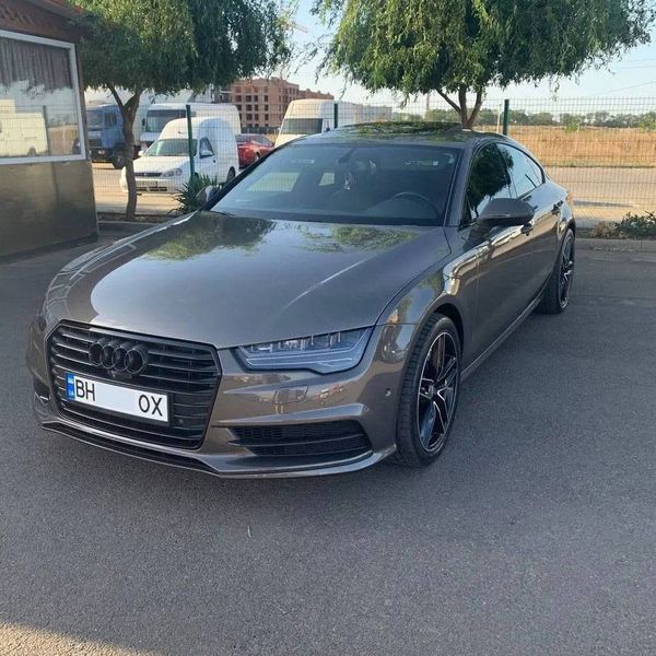 Автологотип черная эмблема Audi A7 C7 2014-2018 Black Edition в решетку радиатора 4K5853602 232921 фото Автологотип черная эмблема Audi A7 C7 2014-2018 Black Edition в решетку радиатора 4K5853602 232921 фото