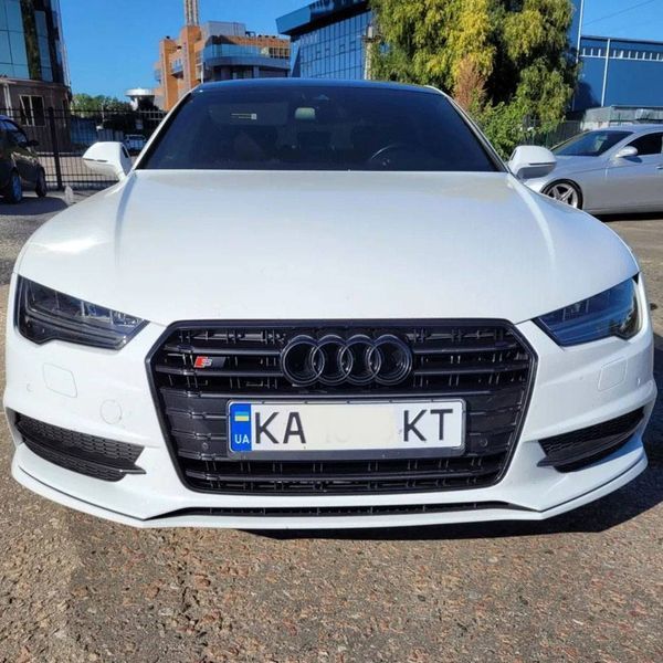 Автологотип черная эмблема Audi A7 C7 2014-2018 Black Edition в решетку радиатора 4K5853602 232921 фото Автологотип черная эмблема Audi A7 C7 2014-2018 Black Edition в решетку радиатора 4K5853602 232921 фото