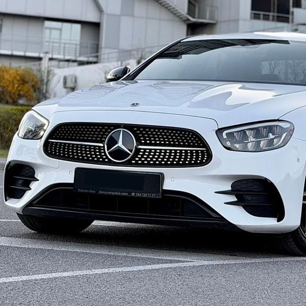 Решітка радіатора на Mercedes E-class W213 2020-2023 AMG Diamond під камеру Chrome black 522786 фото