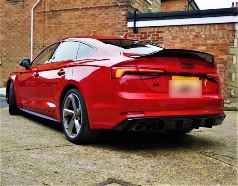 Спойлер на машину Audi A5 2016-2020 V3 черный глянец 431452 фото