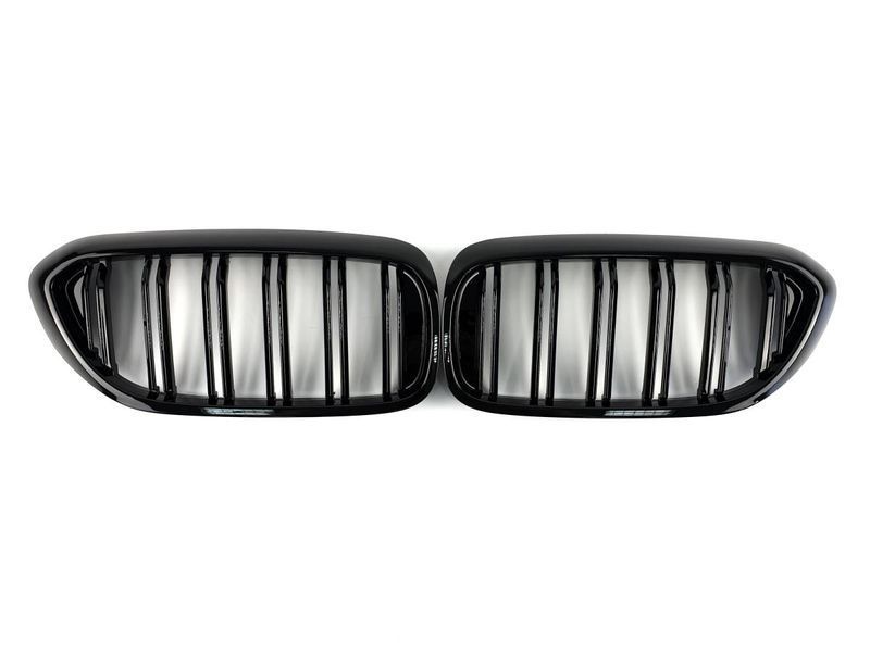 Решетка радиатора на BMW 5 G30, G31 2017-2020 M-Look Black 429067 фото