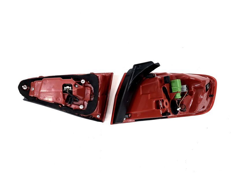 Задние фонари ( Европа ) на Audi A4 B8 2011-2015 429526 фото