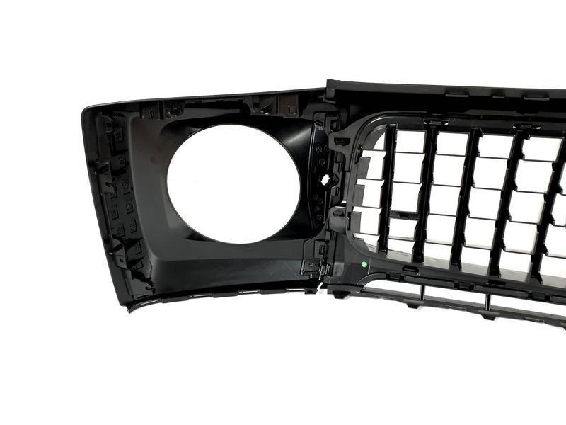 Решетка радиатора на Mercedes G-class W463 2018-2022 GT Chrome Black 427490 фото