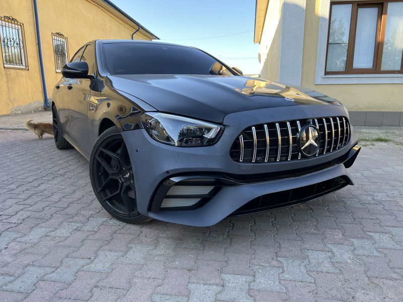 Комплект рестайлінгу на Mercedes E-Class W213 2016-2020 стиль E63 AMG 2020 521916 фото Комплект рестайлінгу на Mercedes E-Class W213 2016-2020 стиль E63 AMG 2020 521916 фото
