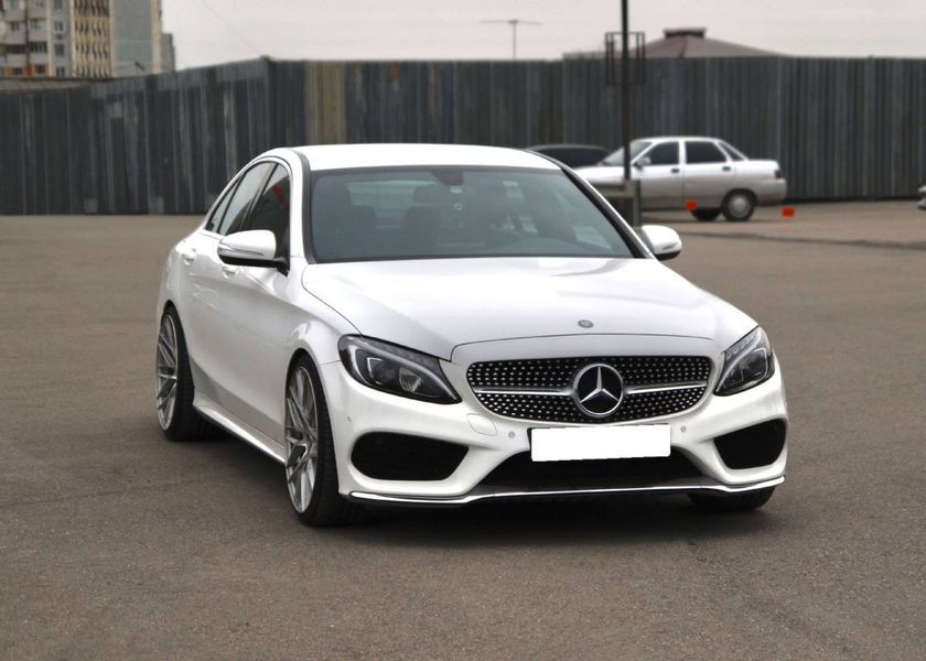 Решетка радиатора на Mercedes C-class W205 2014-2018 Diamond Silver 429932 фото Решетка радиатора на Mercedes C-class W205 2014-2018 Diamond Silver 429932 фото