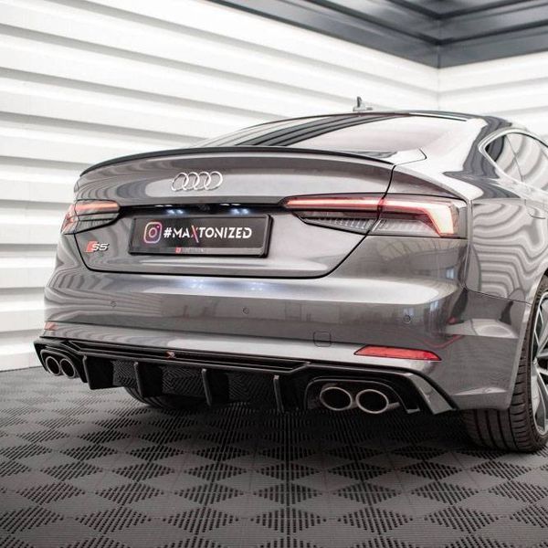 Дифузор заднього бампера на Audi A5 S5 Coupe Sportback 2016-2019 Maxton Design чорний глянець 430324 фото