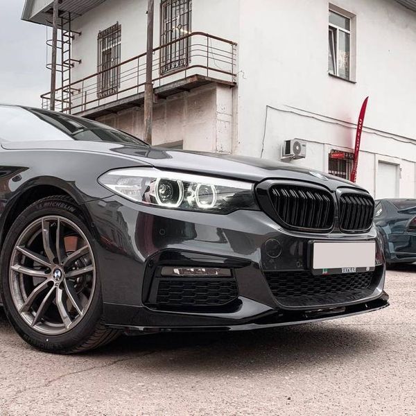 Сплітер переднього бампера на BMW 5 G30 2017-2020 бампер M-Paket 425956 фото