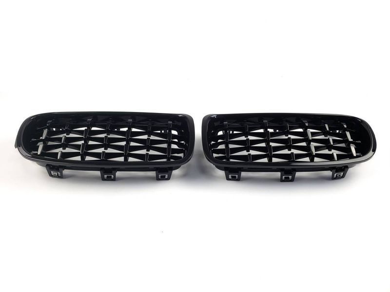 Решетка радиатора на BMW 3 F30, F31 2011-2018 Diamond Black 429101 фото