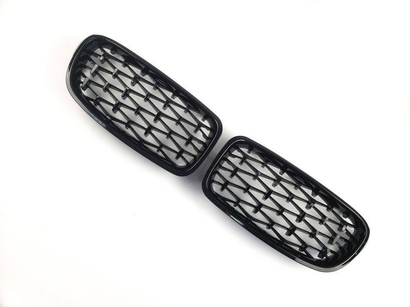 Решетка радиатора на BMW 3 F30, F31 2011-2018 Diamond Black 429101 фото
